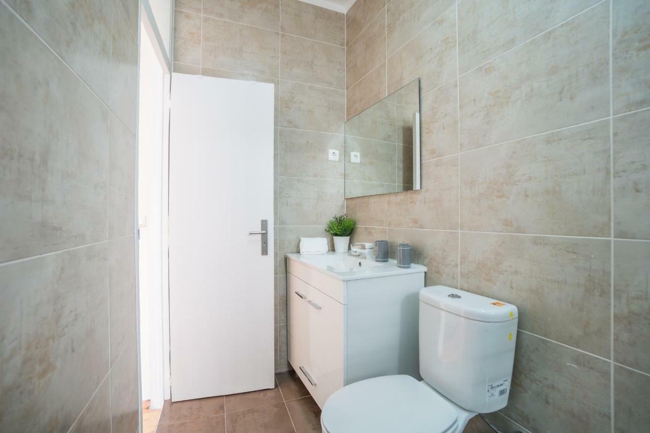Mouraria 2 Bedroom Apartment Lisbon Exterior photo