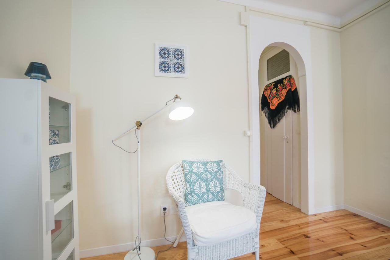 Mouraria 2 Bedroom Apartment Lisbon Exterior photo
