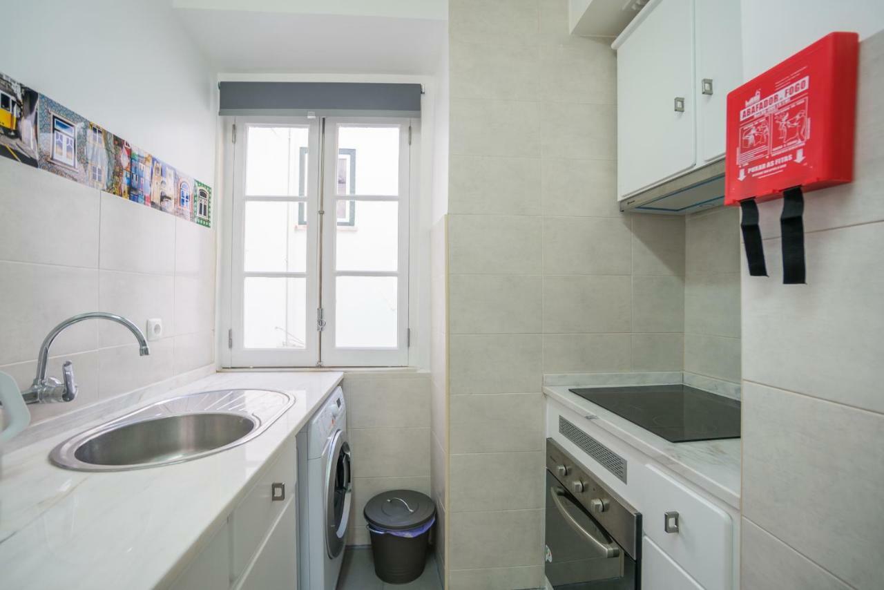 Mouraria 2 Bedroom Apartment Lisbon Exterior photo