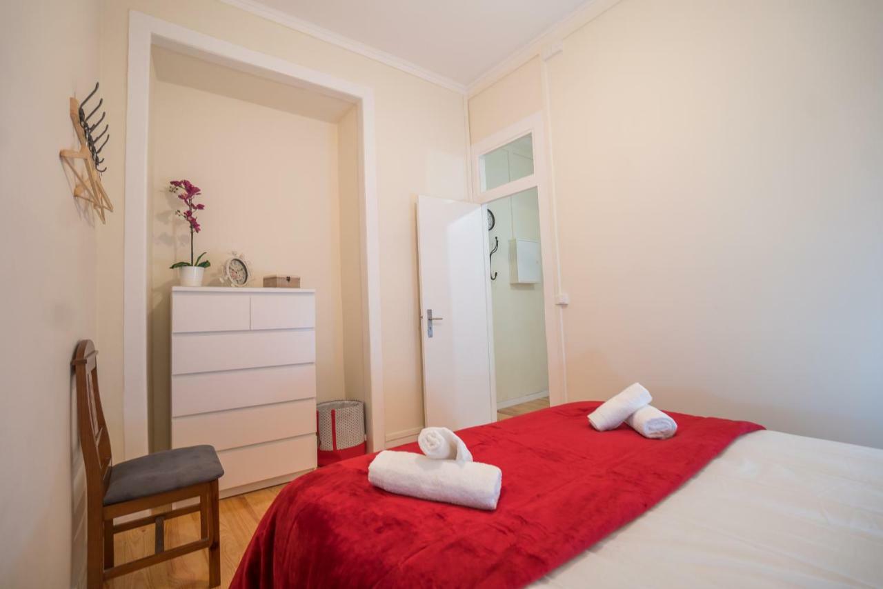 Mouraria 2 Bedroom Apartment Lisbon Exterior photo