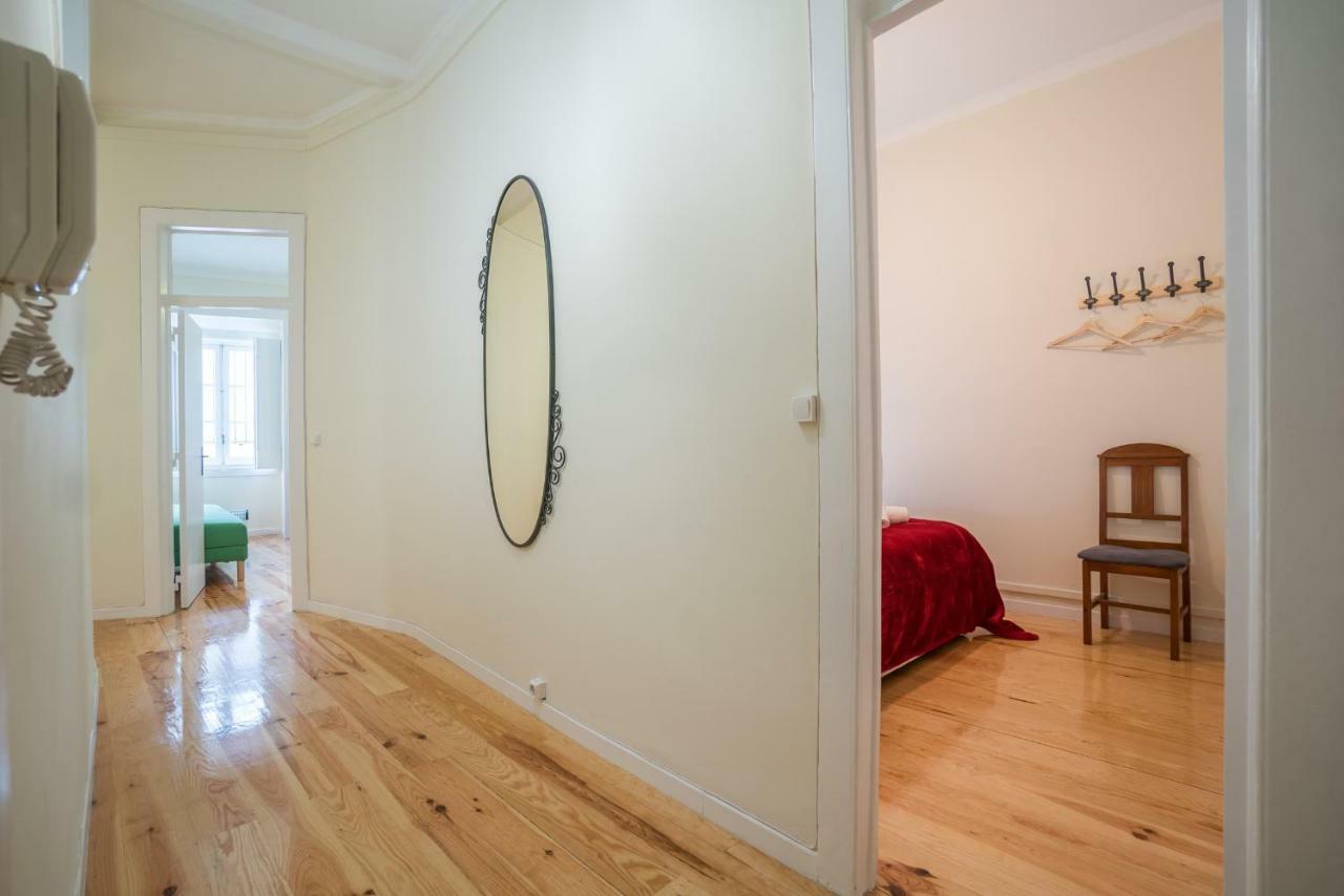 Mouraria 2 Bedroom Apartment Lisbon Exterior photo