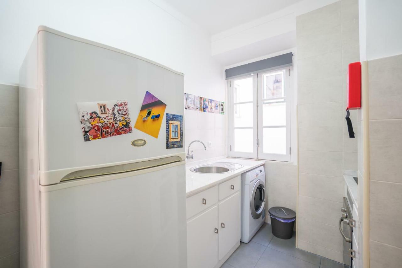 Mouraria 2 Bedroom Apartment Lisbon Exterior photo